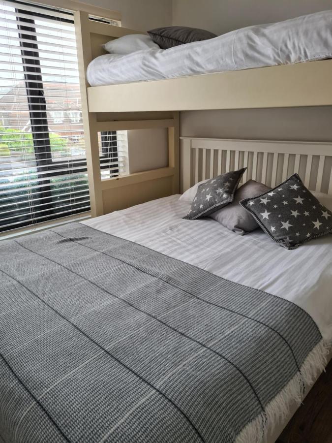 Mocha Newcastle Bed and Breakfast Galway Buitenkant foto