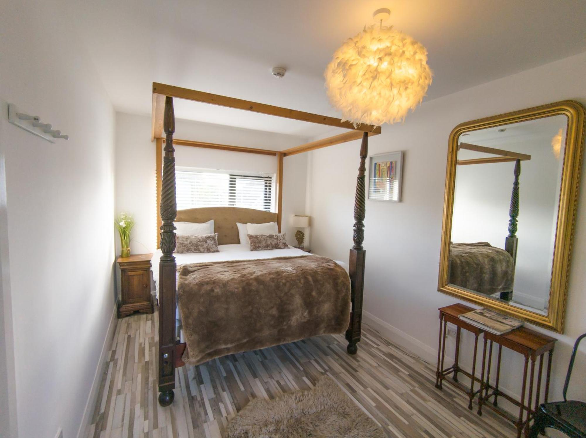 Mocha Newcastle Bed and Breakfast Galway Buitenkant foto